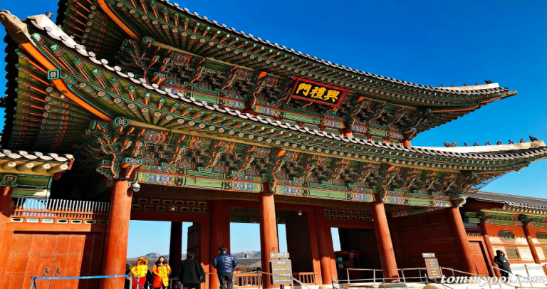 Gyeongbokgung Palace (경복궁)